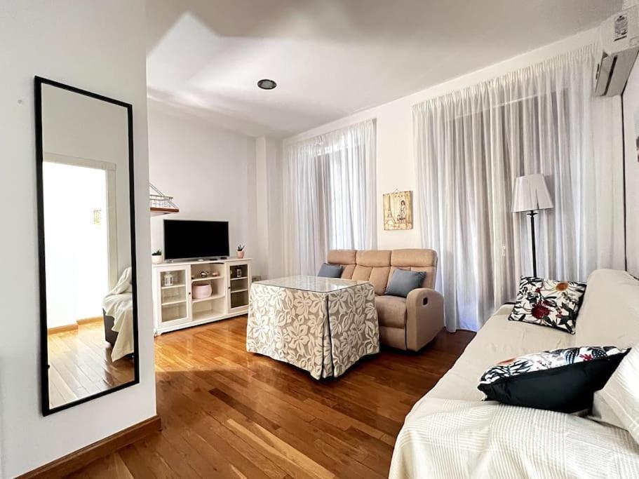 Apartamento Muy Centrico En グラナダ エクステリア 写真